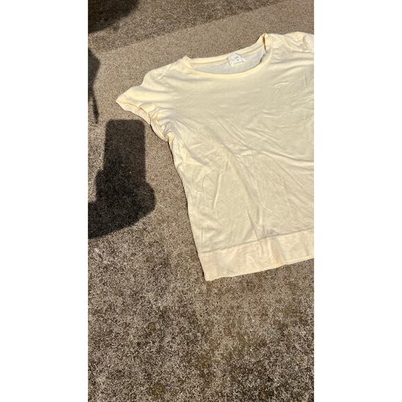 T.La Anthropologie Women Size Medium Pale Yellow Basic Short Sleeve Tee Shirt - Picture 2 of 6